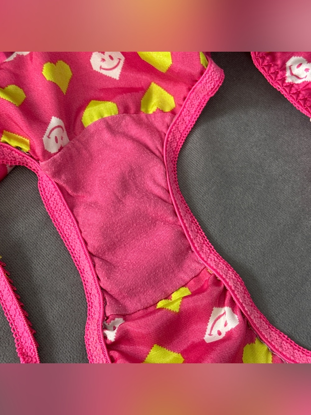 Vintage Joe Boxer Satin String Bikini Panty Women's Size 10 Hearts Pink Wink - Picture 8 of 11